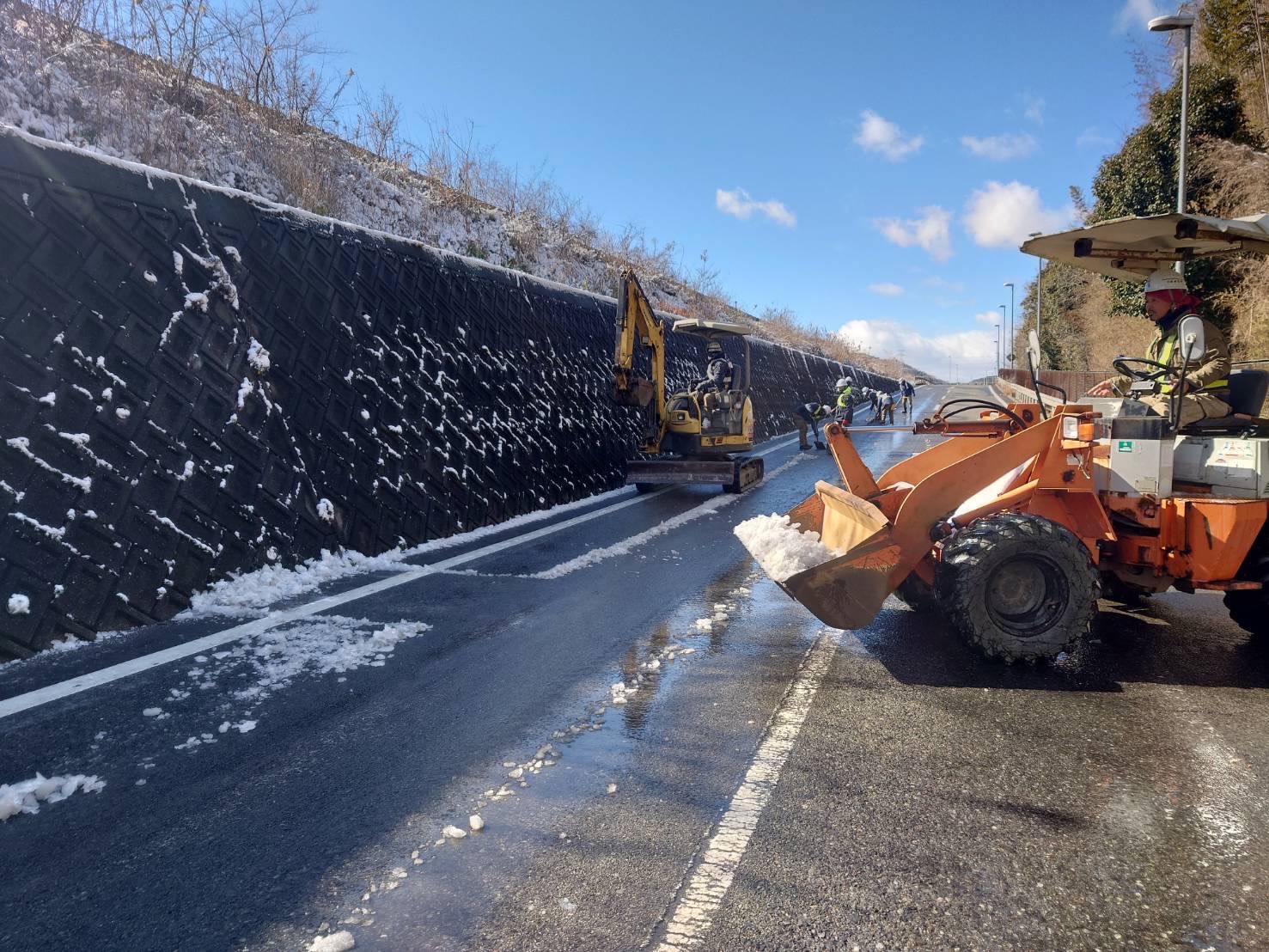 緊急除雪ボランティア